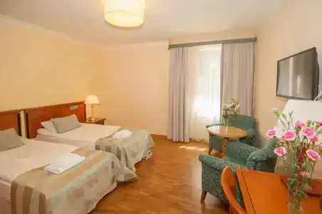 Mir-Jan SPA - 17