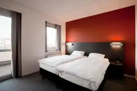 Antwerp Harbour - 35