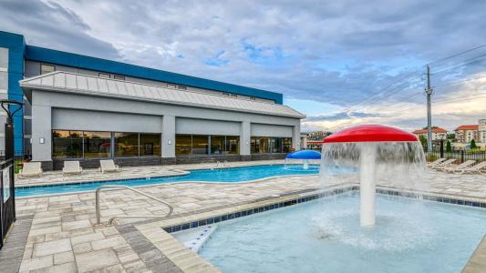 Holiday Inn Express & Suites, An Ihg - 42