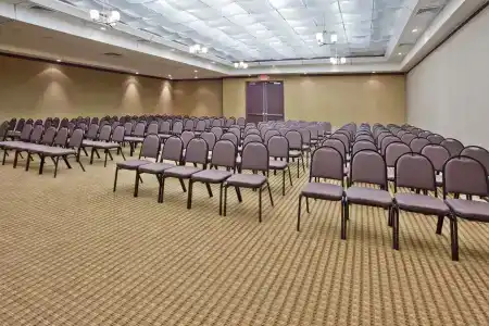 Holiday Inn North, An Ihg - 43