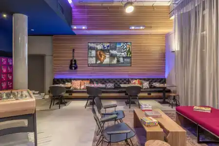 Moxy Glasgow Merchant City - 17