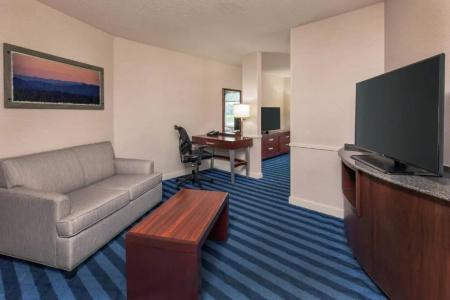 Hilton Garden Inn - 60