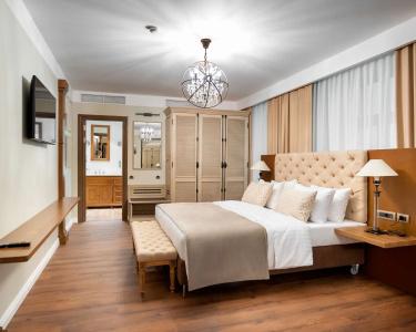 Best Western Plus Market Square Lviv - 130