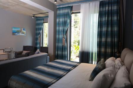 Sandora Boutique - 3