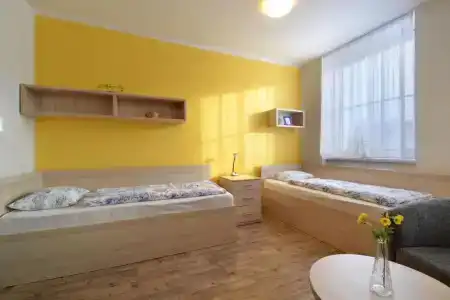 Palác - 38