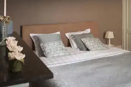b&b In - 11