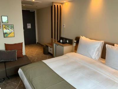 Holiday Inn - Eindhoven Airport - 58