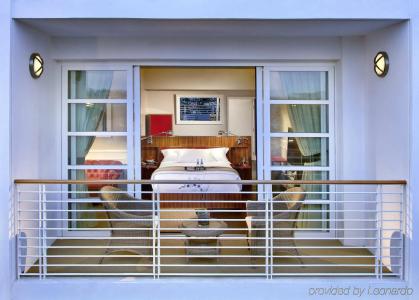 Mr c Beverly Hills - 13