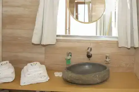 Alia Luxury Suites - 8