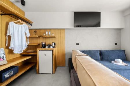 Emily's Luxury Suites - 52