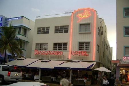 Boulevard - 19