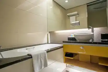 Regal Jinfeng - 65