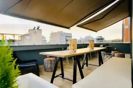 Iconic Athens Hostel - 4