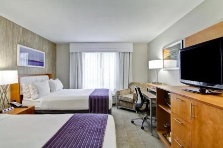 Rodeway Inn & Suites - 53