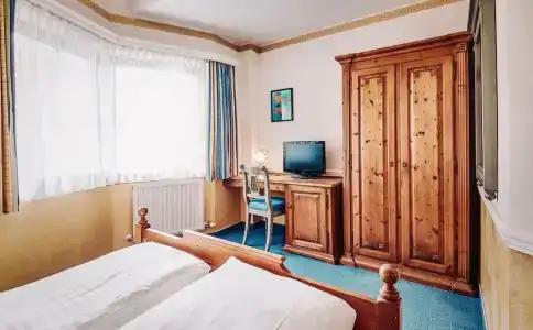DorfGlücksschmiede - 60
