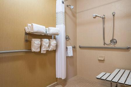 Hampton Inn - Suites-North-I-95 - 8