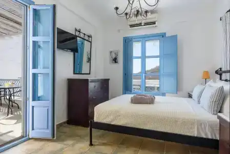 Ihthioessa Boutique - 204