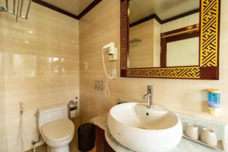 Swan Cruises Halong - 46