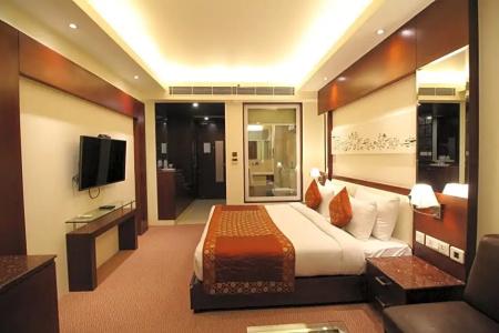 Golden Grand - 79