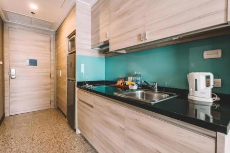 Adelphi Suites Bangkok - Sha Extra Plus - 173