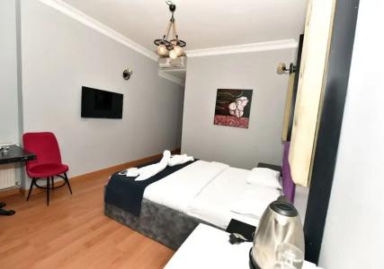 Royal Garden Suite - 42