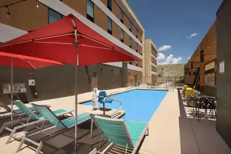 Home2 Suites By Hilton - 18