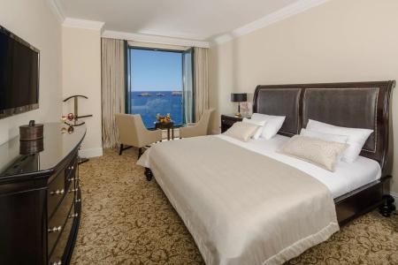 Royal Princess - 48