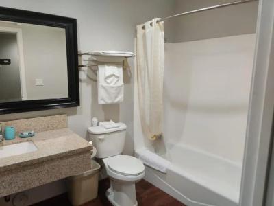 Lyfe Inn & Suites By Aga - Lax Airport - 32