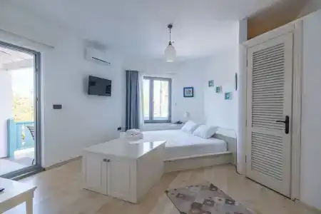 Kefi Beach & Suites - 183