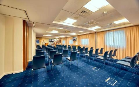 Holiday Inn Express London Stratford, An Ihg - 8