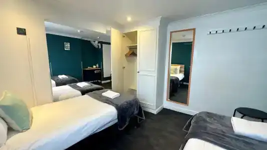 Smart Hyde Park View - 21