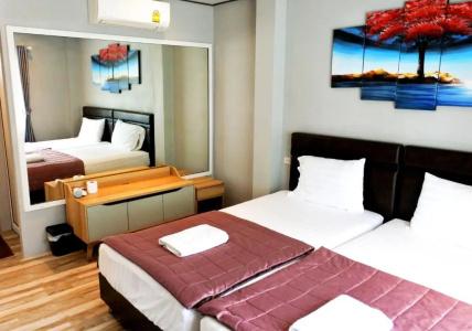 Neenlawat Riverside - 100