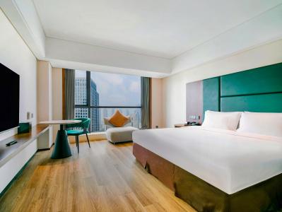 Holiday Inn Qingdao City Center, An Ihg - 48