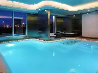 Sofitel Marseille Vieux-Port - 16