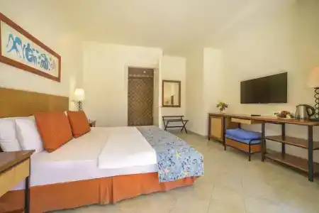 Marina Plaza Tala Bay - 56