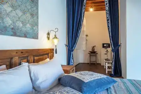 Saint Artemios and Oriental Suites - 53