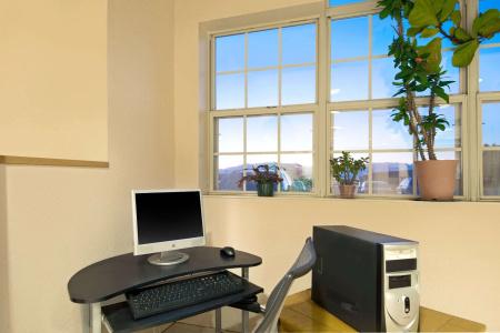 Microtel Inn & Suites by Wyndham West - 2