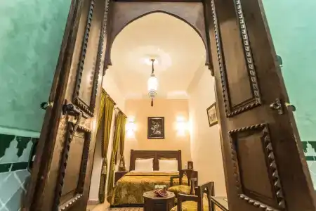 Riad Nasreen - 5