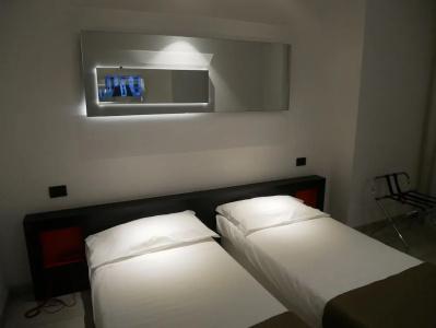 Blue Shades ApartHotel - 59