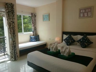 Island Beachfront - 3