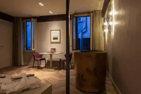 Liassidi Wellness Suites - 82