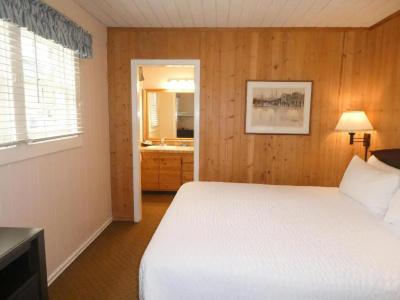 Briarwood Inn - 129