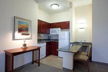 Sonesta Es Suites Baton Rouge - 38