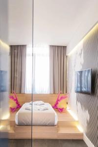 Athens Lodge - 32