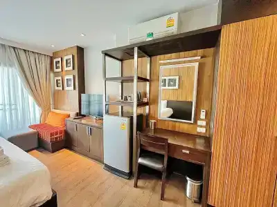 Huern Nana Jomsawan - 20