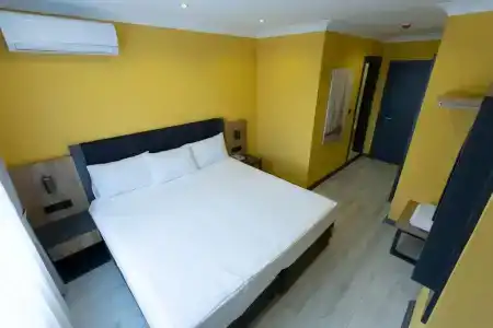 Roy Otel Akçay - 45