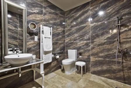 Julina Boutique Living - 8