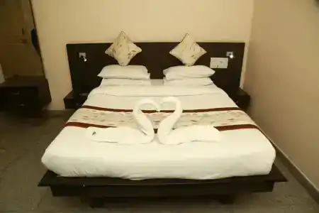Soundarya - 90