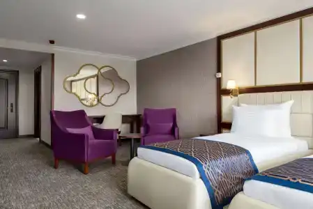 Ramada Plaza By Wyndham - 4