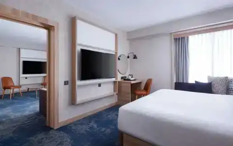 Hilton Garden Inn - 89